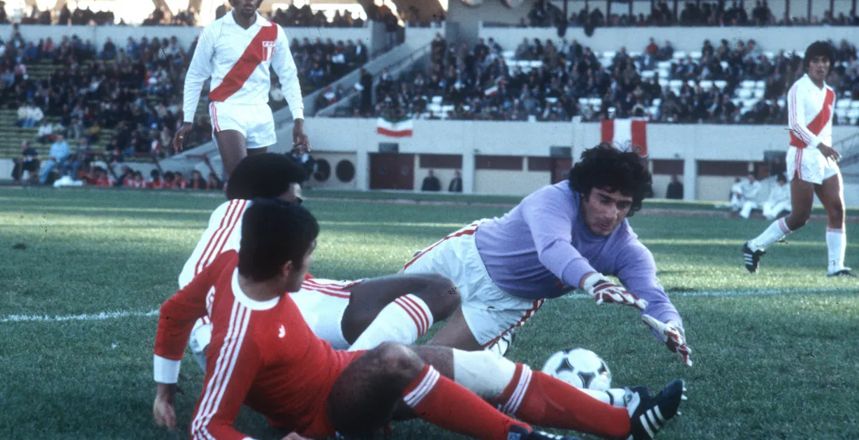 Le maglie da calcio più belle della storia: Perù 1978-1982